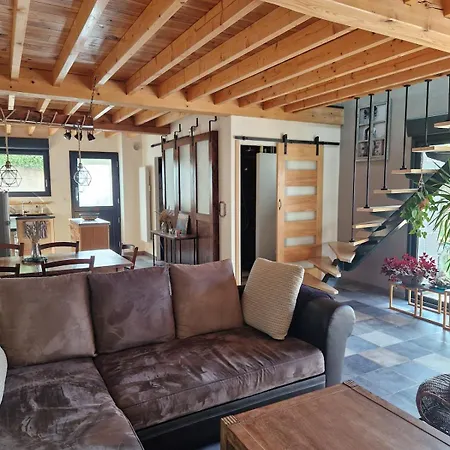 Сasa de vacaciones La Grange